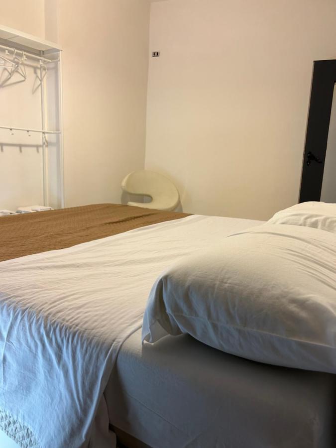 Happy Fly Hotel Наполи Екстериор снимка
